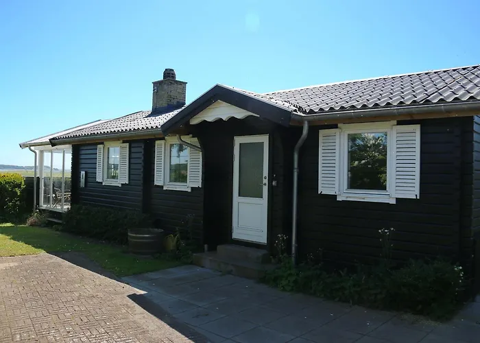 Holiday home Karrebaeksminde Eno By