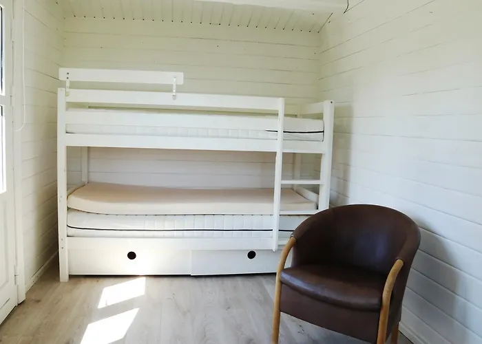 Karrebaeksminde Eno By